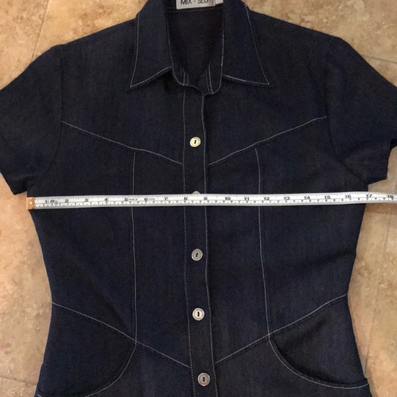 Like new buttons down Dress - Picture 5 of 8